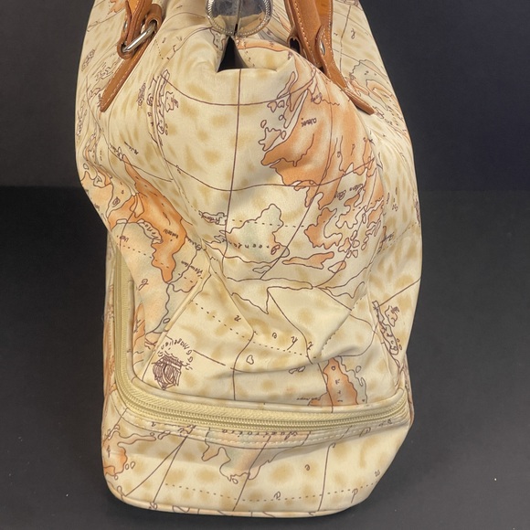 Freds Intl Wanderlust Map Bag With Leather Top Handles - Picture 8 of 16